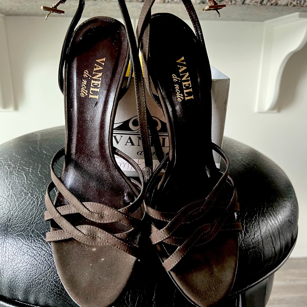 VANELI DI NOTTE CHOCOLATE BROWN SHOES
